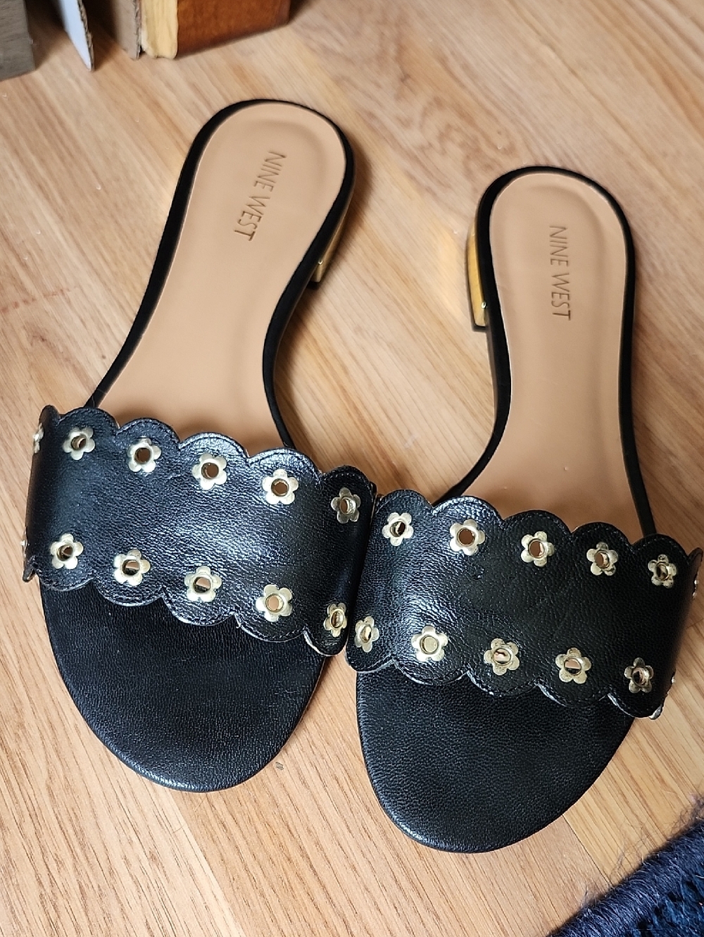 Nine West Black Scalloped Floral Stud Slide Sandals